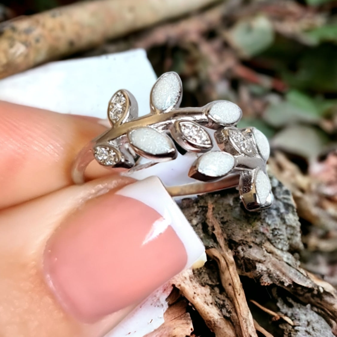 Ivy Sparkle Ring
