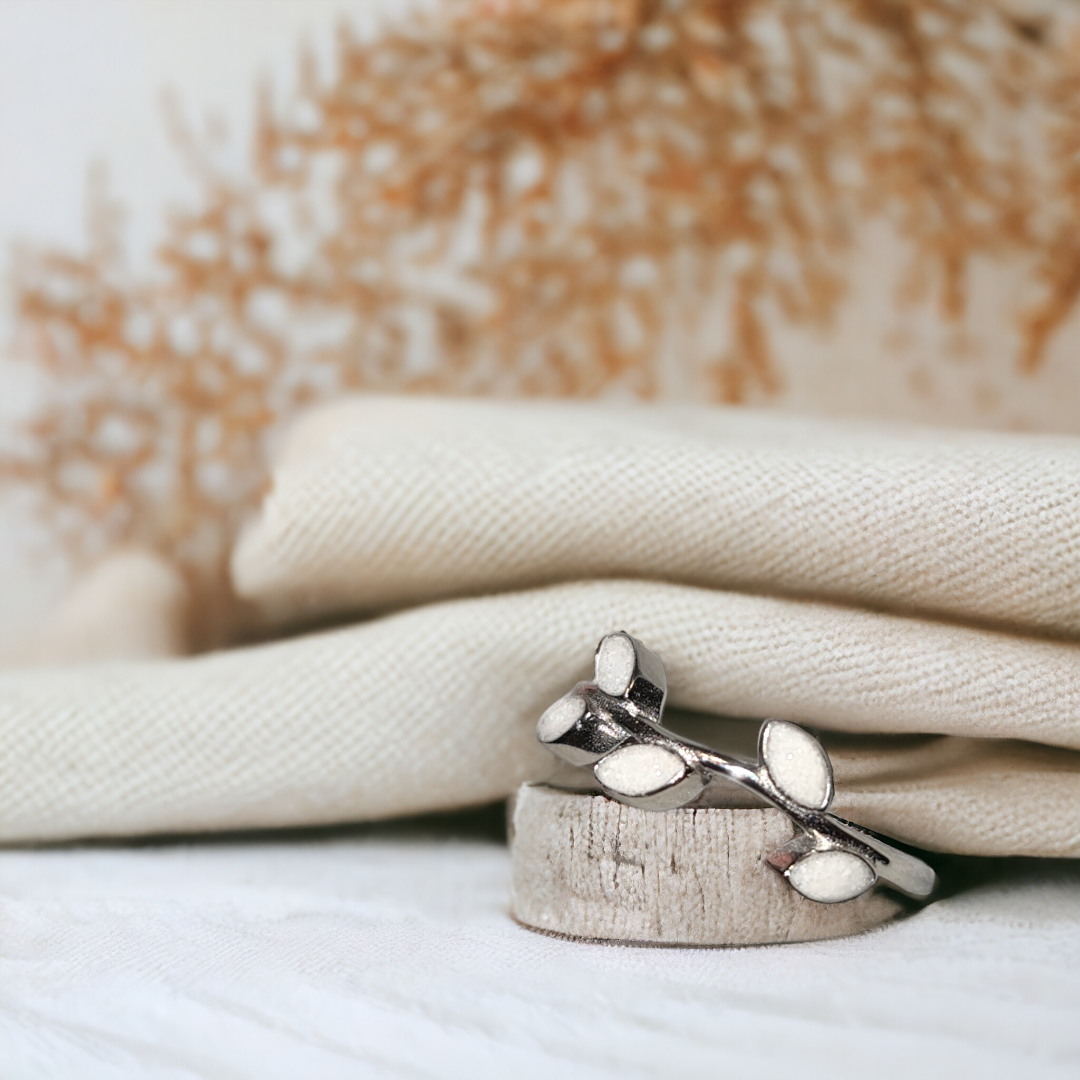 Ivy Ring